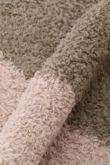 fluffy-knit-blanket-gray-05