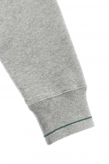 line-rib-front-logo-sweatshirt-gray-10