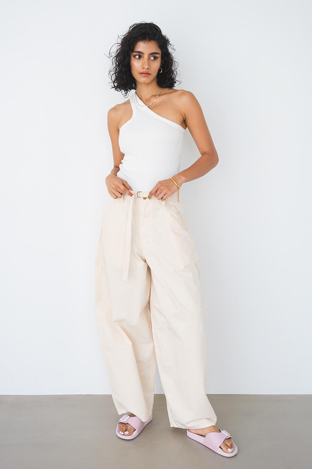 ALEXIA STAM 新作 cotton linen cropped pant-