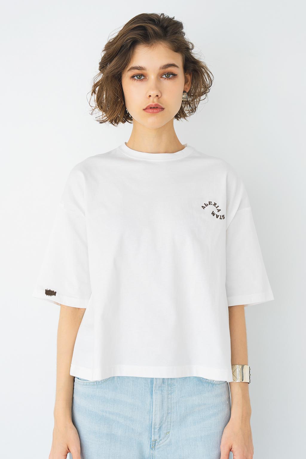 ALEXIA STAM バックロゴ Tシャツ | yoshi-sushi.ca