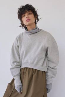 Contrast Stitch Cropped Sweat Shirt - ALEXIA STAM