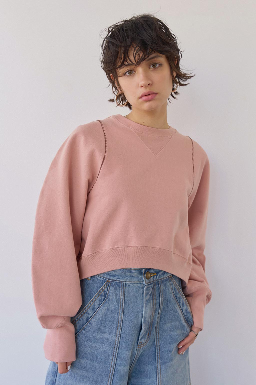 ALEXIA STAM Long Sleeve Cropped Sweat