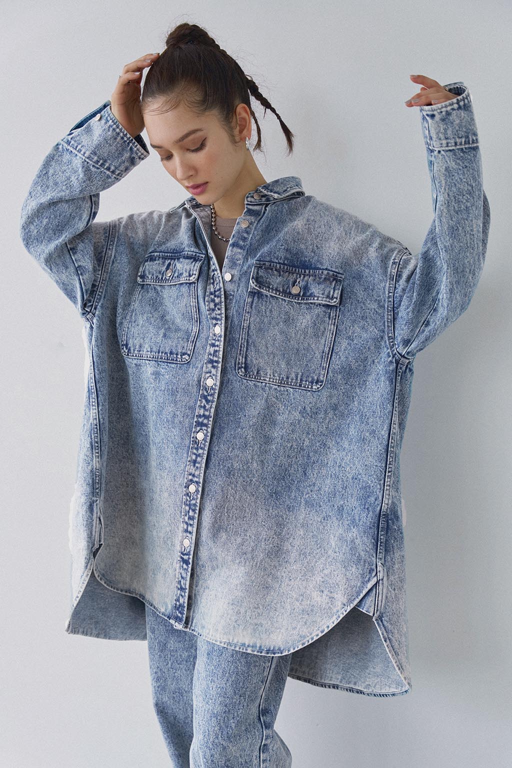 ALEXIASTAM Oversized Denim Shirt Jacket-