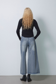 出品本日まで！新品⭐︎アリシアスタン　Iona Girlish Sサイズ セール】Charlie / クロップドキャミTOP（水着）｜ALEXIA STAM