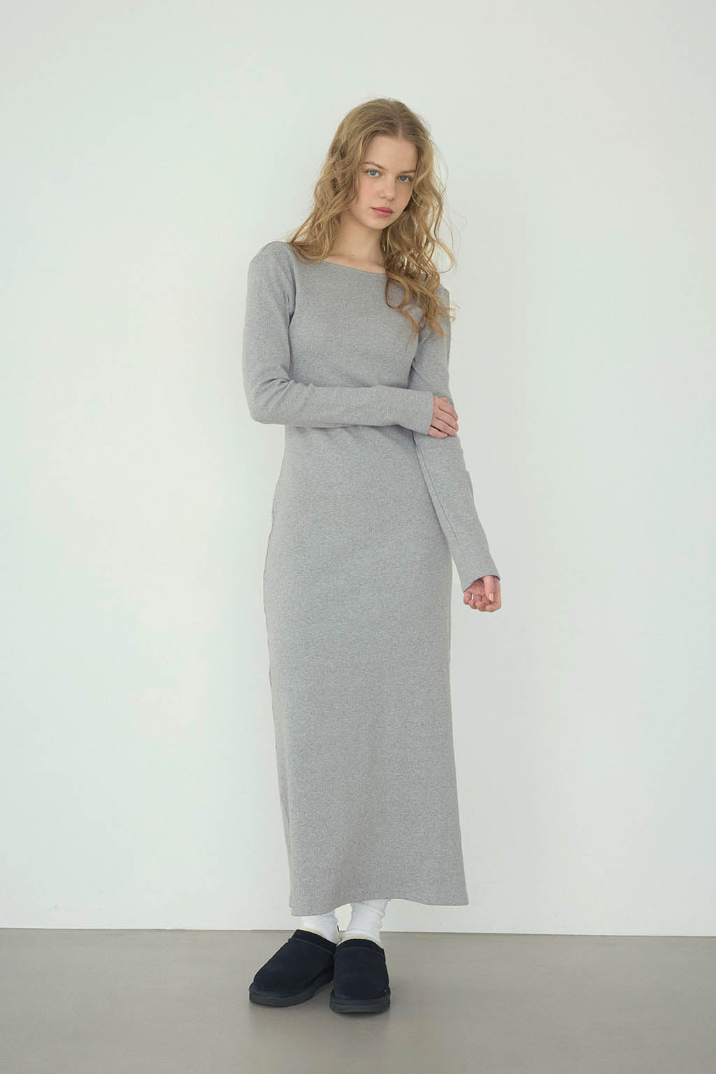 Back Adjuster Long Sleeve Rib Dress - 画像 (5)